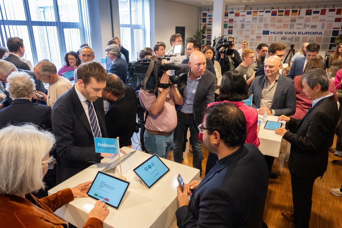 StemWijzer tweet media