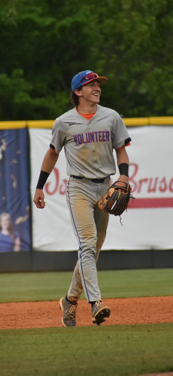 Volunteer Highschool Baseball tweet media