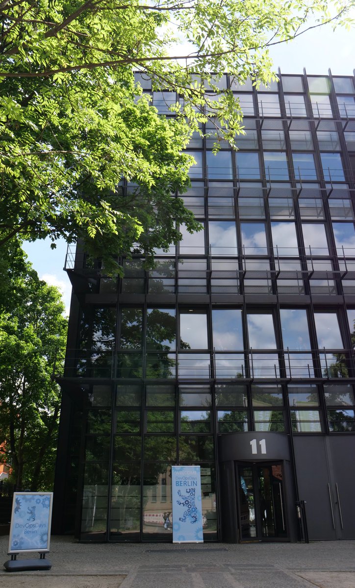 blndevops's tweet image. Absolutely loving this awesome location here at the Umweltforum Berlin!
#devopsdaysberlin