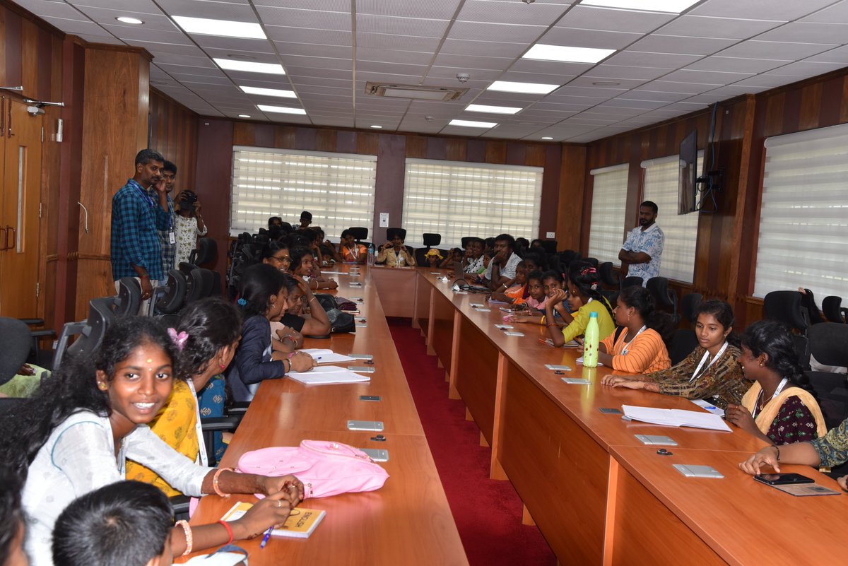 Visit of girls students from different government schools of Kallakurichi district, Tamil Nadu