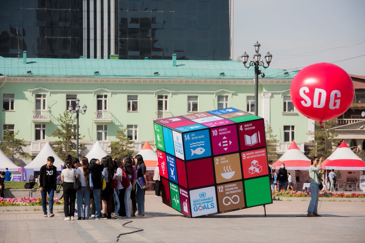 1 out of 3 Mongolians is under the age of 35. Ahead of #EuropeDay, @EUAmbMNG's Axelle Nicaise and @UNDPMongolia's Res. Rep. @MatildaDimovska reflect on the partnership to enhance the skills & employability of #Mongolia’s youth. 👉 go.undp.org/ZG7 #UNDPEUpartnership20