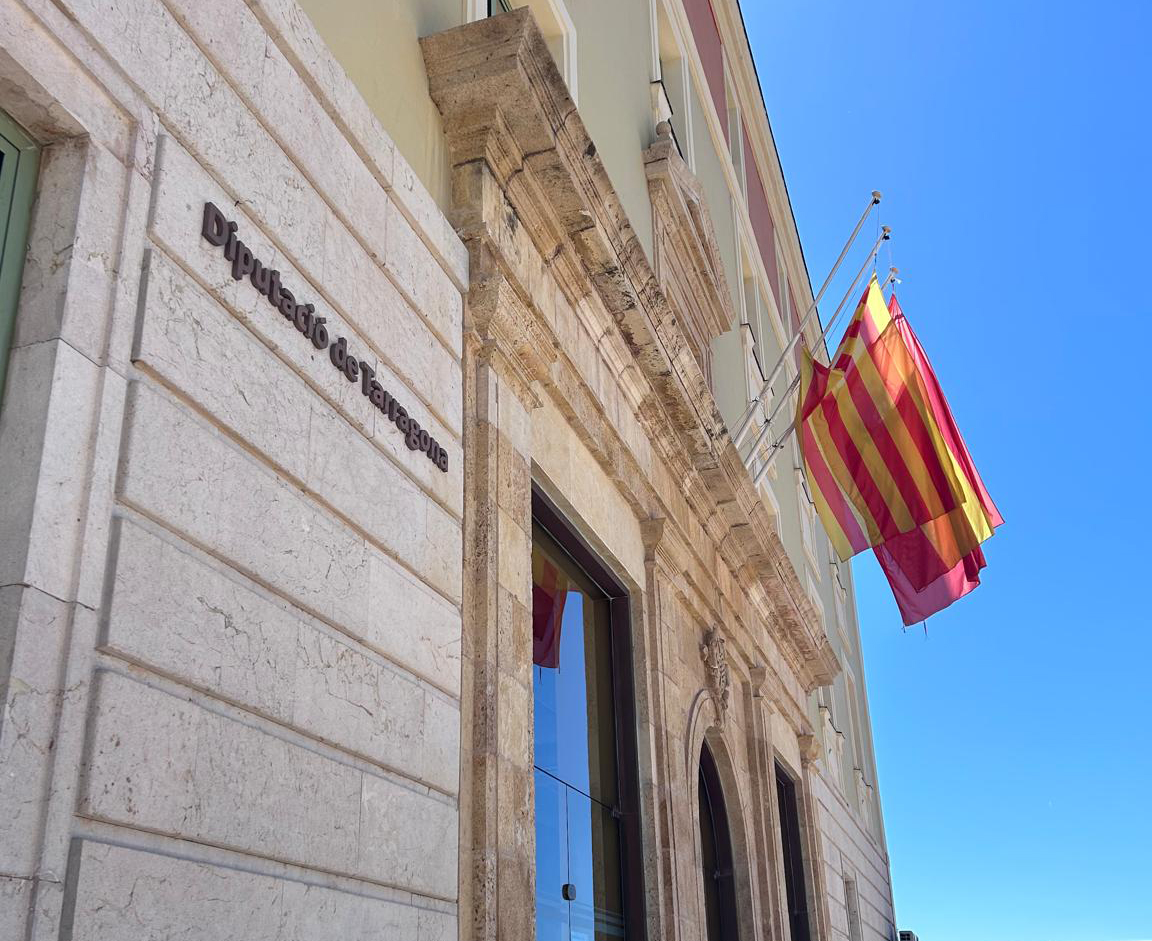 La Diputació de Tarragona se suma al condol per la mort del M.H. Sr. Joan Rigol, president del Parlament de Catalunya des del 5 de novembre de 1999 fins al 5 de desembre de 2003.