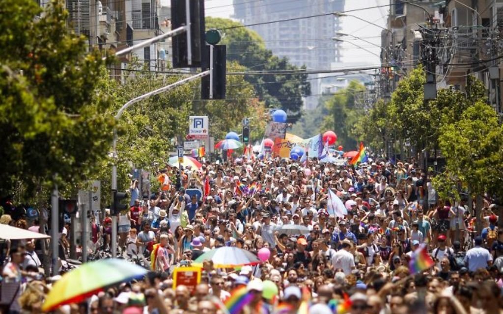 In an extraordinary but unsurprising move, @TelAviv is canceling its famous #Pride parade this year. 🏳️‍🌈 It will hold an assembly on “pride, hope & liberty” in honor of the 132 hostages still trapped in Gaza instead. Mayor @Ron_Huldai: 'Not the time for celebrations.'