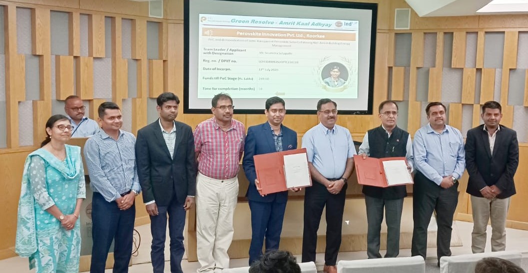 Perovskite Innovation Pvt Ltd, incubated at IIT Roorkee, wins Indian Oil Start-Up Challenge with groundbreaking low-cost solar window solutions! Semi-transparent perovskite solar cells are game-changers for renewable energy in buildings. #RenewableEnergy #SolarInnovation #NetZero