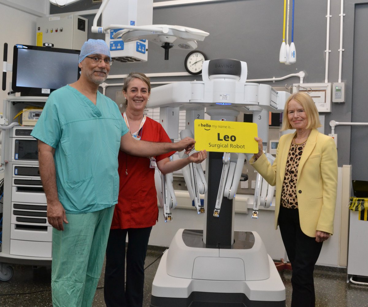 The first patient to receive surgery using Kingston Hospital's new state of the art robot is back at home, following a successful procedure.

The surgical robot was purchased thanks to a generous donation to @KHFTCharity. 

Read more: kingstonhospital.nhs.uk/kingston-hospi…