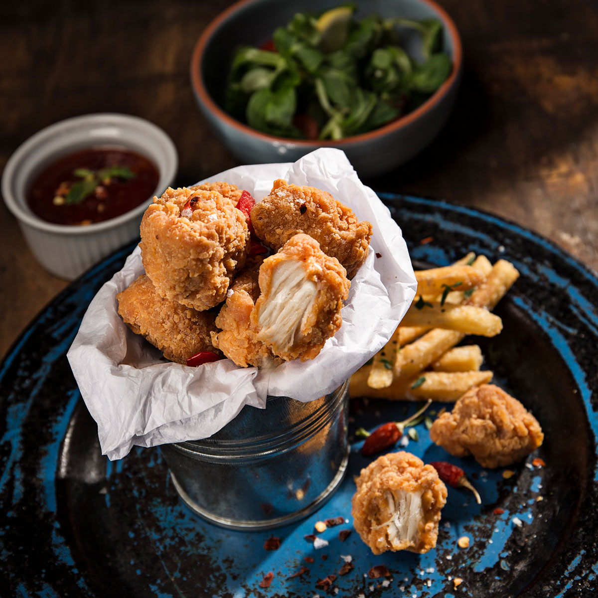 Do you like your chicken with a bit of a kick? Satisfy those cravings and feel the heat this summer with our Homestyle Hot &amp; Spicy Chicken Breast Bites.

#meadowvale #homestylechicken #hotandspicychicken #foodservice #takeaway