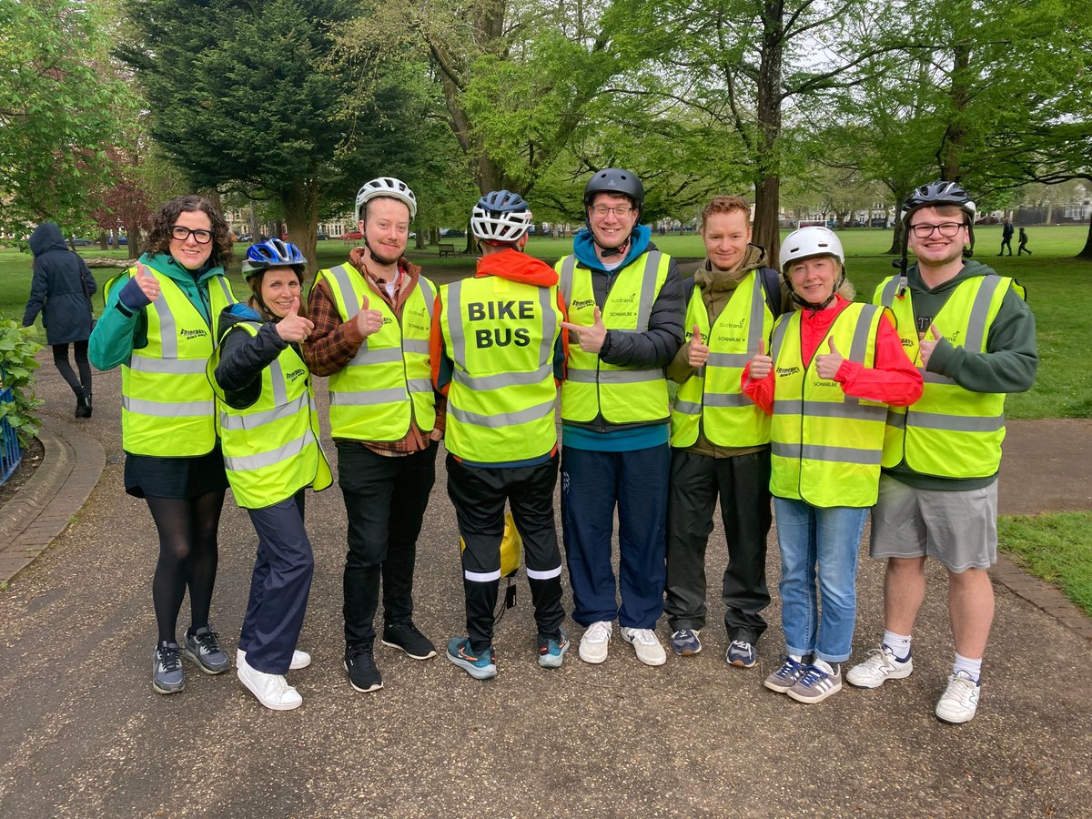 @RadnorCanton bike bus is led by a dedicated team of parents and school staff who volunteer their time every month- a great #bikebus starts with a great team!💪. Download our FREE bike bus toolkit here 👉 buff.ly/3P74WDo  #fridaywecycle @schwalbeuk @sustrans