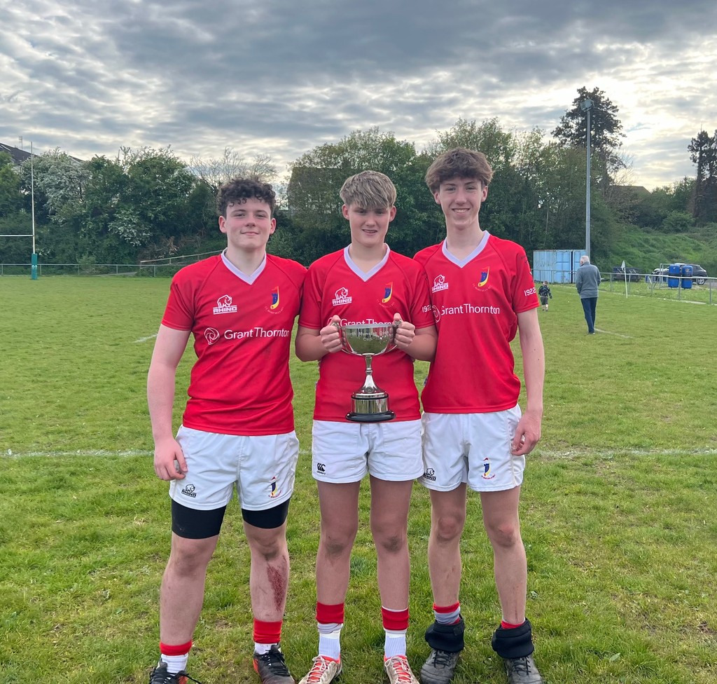 Well done to Glenstal students Caden Smith, Hugh Dillon and Rowan Guinan who were part of the @ulbohemianrfc U16 team who won the North Munster Cup 🏉