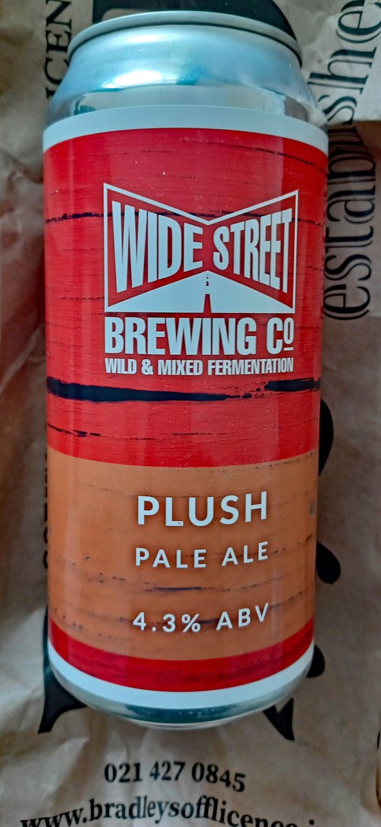 Beer of the Week. Wide Street Plush Pale Ale @WideStreetBrew @bradleys_offlic #supportyourlocalbrewer corkbilly.com/2024/05/beer-o…