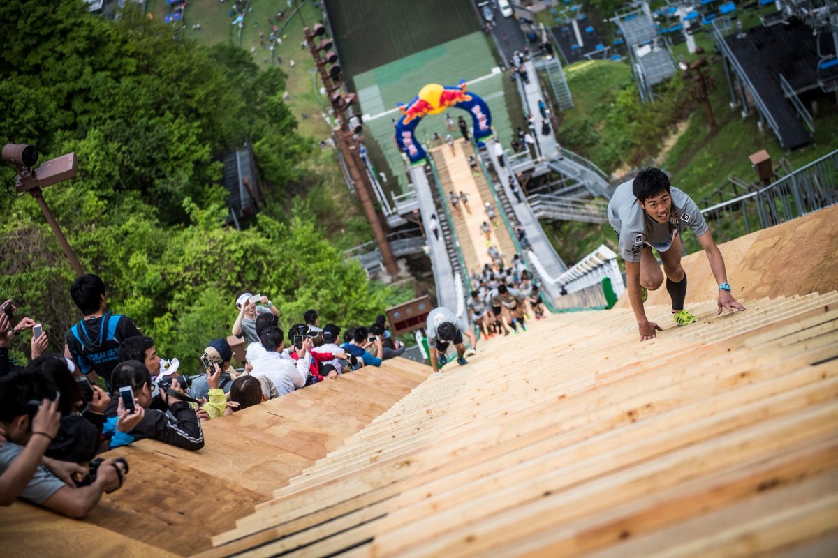 redbullezzo's tweet photo. «Red Bull 400»

いよいよ開催10日前🔥
Are you ready？💨😎 https://t.co/LUjUqqjoiV