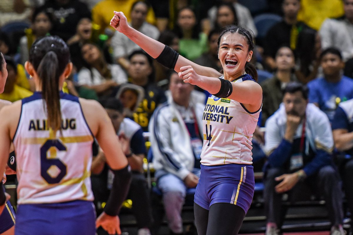 Aaaaaaaand we’re back in the UAAP Finals!!!!

It’s NU vs UST both in the men and women’s division. What a good day to be an NU fan. 💛💙

#GoBulldogs #NULetsGo