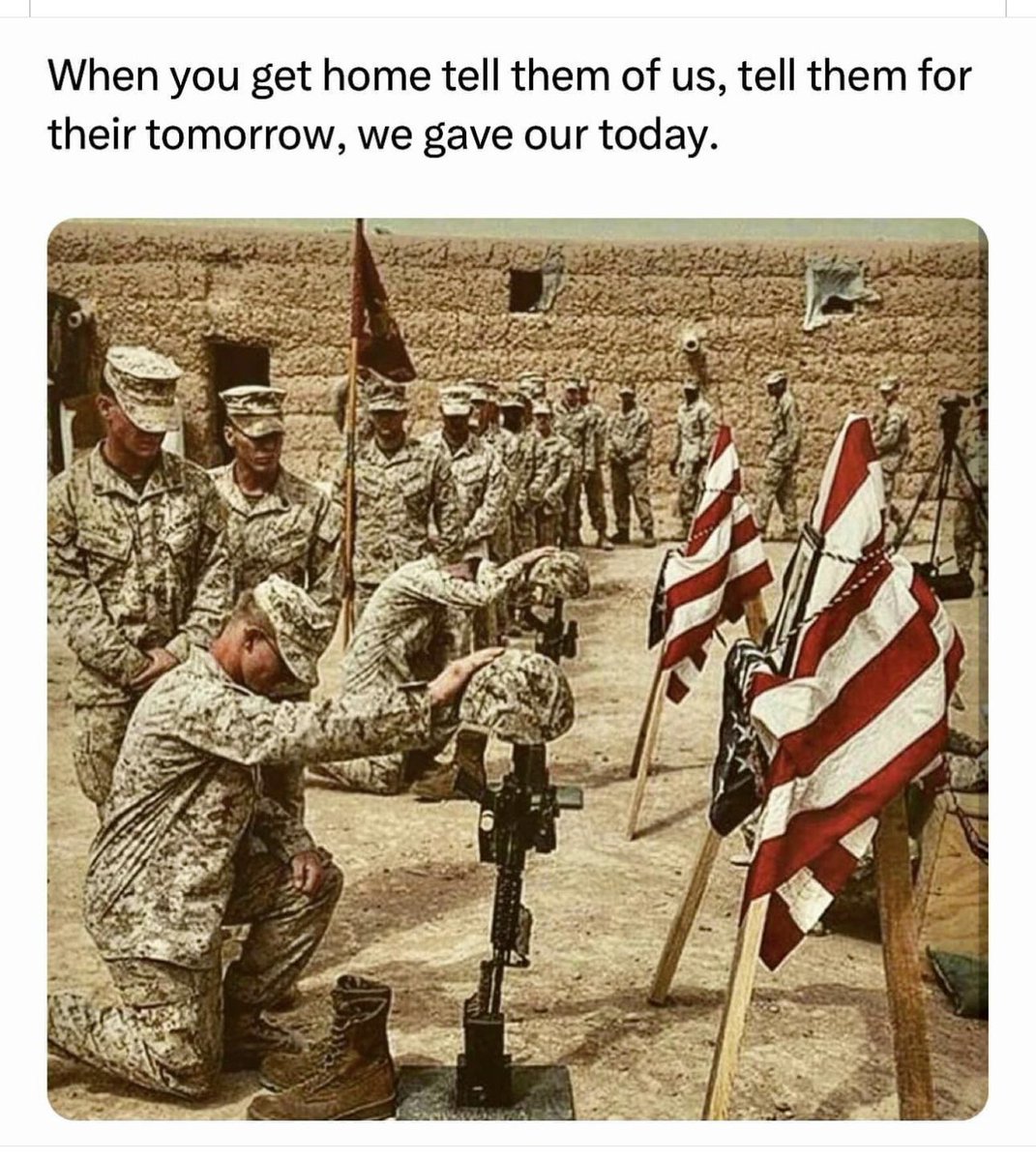 I just want to take a moment to honor and thank all of our service men and women who have sacrificed for our Country and for our rights and freedoms.🙏🇺🇸♥️