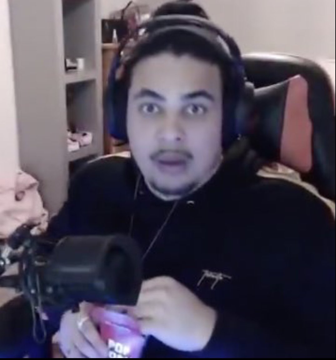 And a Happy 29th to the chubby geezer right here @TheCaramelGamer 🥳 honestly the time I’ve known you has been incredible mate ❤️