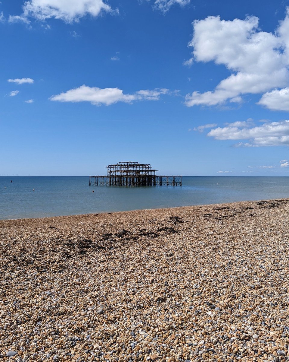 Moments from The Grand's front door, Brighton beach is calling you for a paddle!