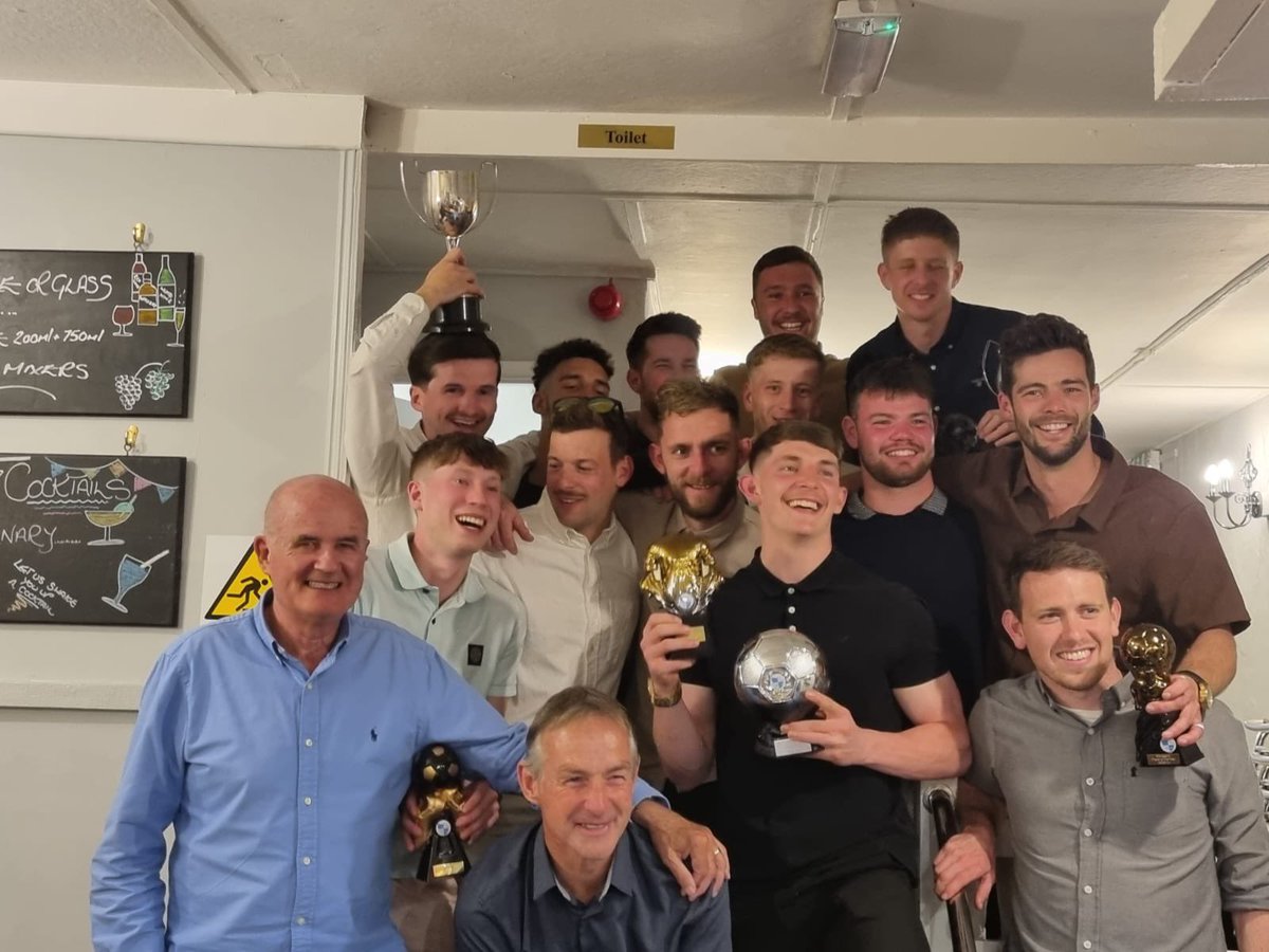 Wilkins173's tweet photo. What a bunch of lads, What a year 💙
@TheCamels1893 https://t.co/6YsrpWa1i5