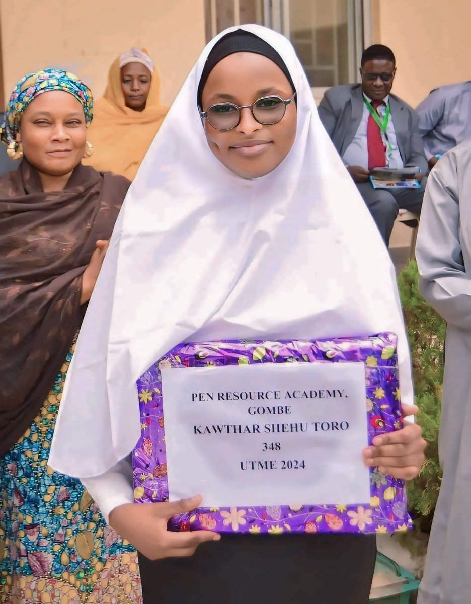 Introducing the remarkable individual who achieved the second-highest score in the JAMB (Joint Admissions and Matriculation Board) exam in Nigeria, boasting an impressive aggregate of 348. 

Hailing from Gombe, her outstanding academic achievement exemplifies dedication and…