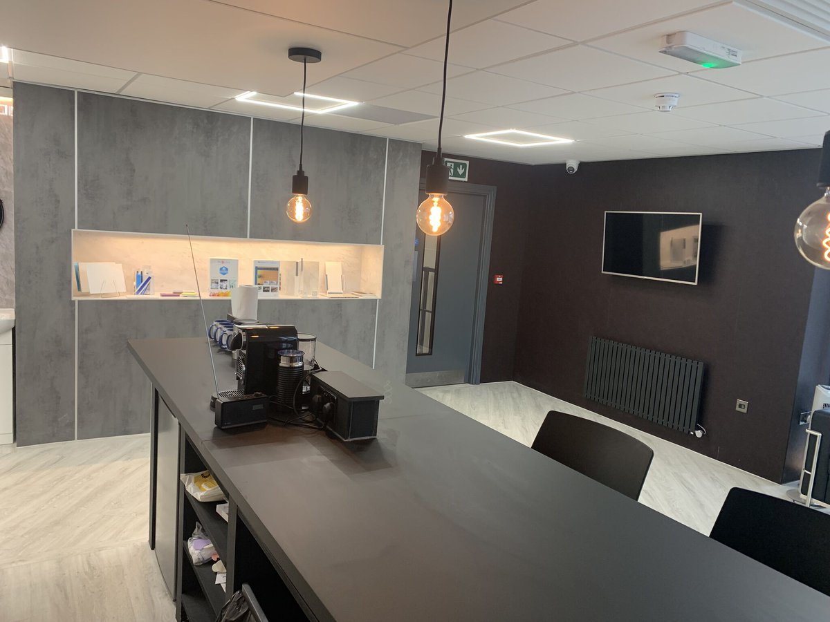 We specialise in creating immersive brand experiences that leave a lasting impression. Let us turn your showroom into a dynamic showcase of your products and services, designed to inspire and engage.
#MDfitout #officedesign #officefitout #design #business #uk #chestertweets