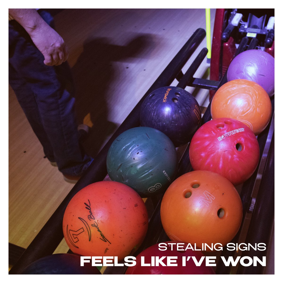 stealingsigns's tweet photo. The new single ‘Feels Like I’ve Won’ available to stream everywhere from May 24th.

Come see us live: https://t.co/hzJpyUAmqO

Let's dance. https://t.co/k6Yy7pJ13Q