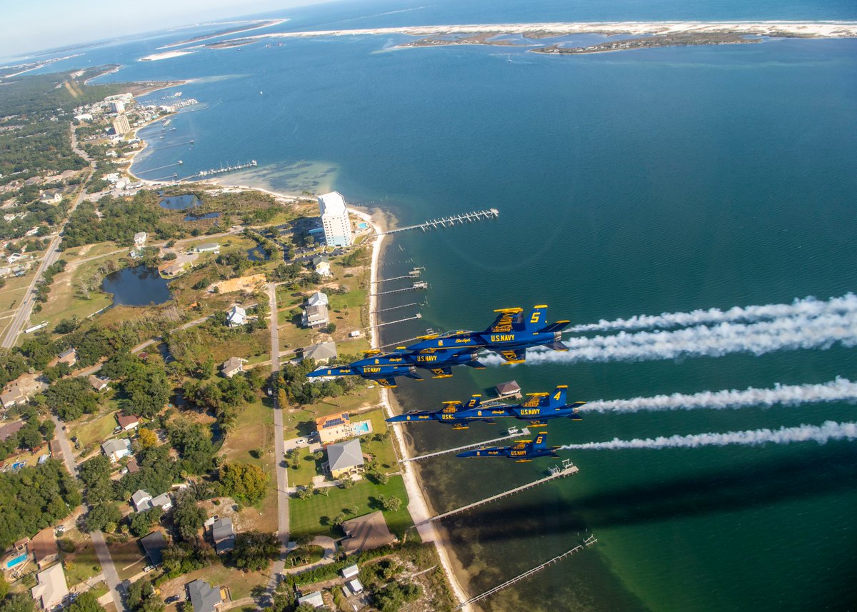 Naval Air Station (NAS) Pensacola is closed for public visitation May 7-9. The installation's West Gate and Main Gate will only be open to DoD ID card holders. NAS Pensacola's areas of public interest will reopen Friday, May 10, at 9 a.m. #NASP #CNRSE