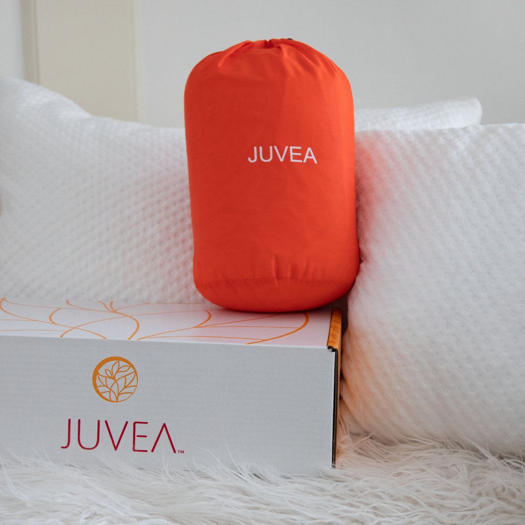 Discover your best night's sleep anytime, anywhere with JUVEA Travel — Now offered with a convenient carry bag. ✈️  ow.ly/mbVG50Ry5yH
#latexpillow #Talalaylatex #travelpillow #JUVEATravel