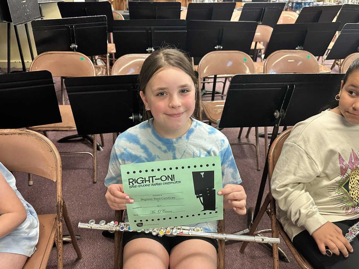MrOConnor425's tweet photo. Junior Band flutes! https://t.co/bNeuQaWfiA