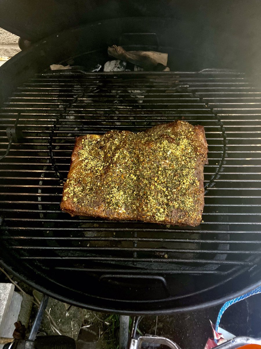 Smokin 🥰beef short ribs. @TheSmokeyCarter Steakhouse Gaucho rub. Only 5 hours to go lol. #beefshortribs #BBQ #thesmokeycarter