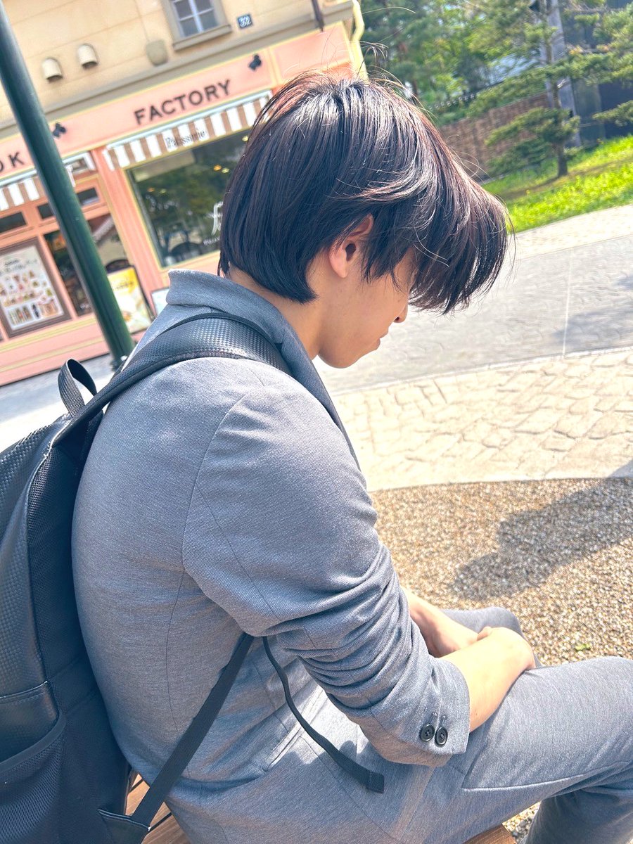 GW明けに2万くらいのイヤホンなくして
1時間ぐらい意識飛んでたわ😐