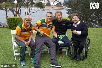 Team Australia and their legendary Speedo 😅 #InvictusGames 💛🖤🇦🇺 #IAMHere #IAM10