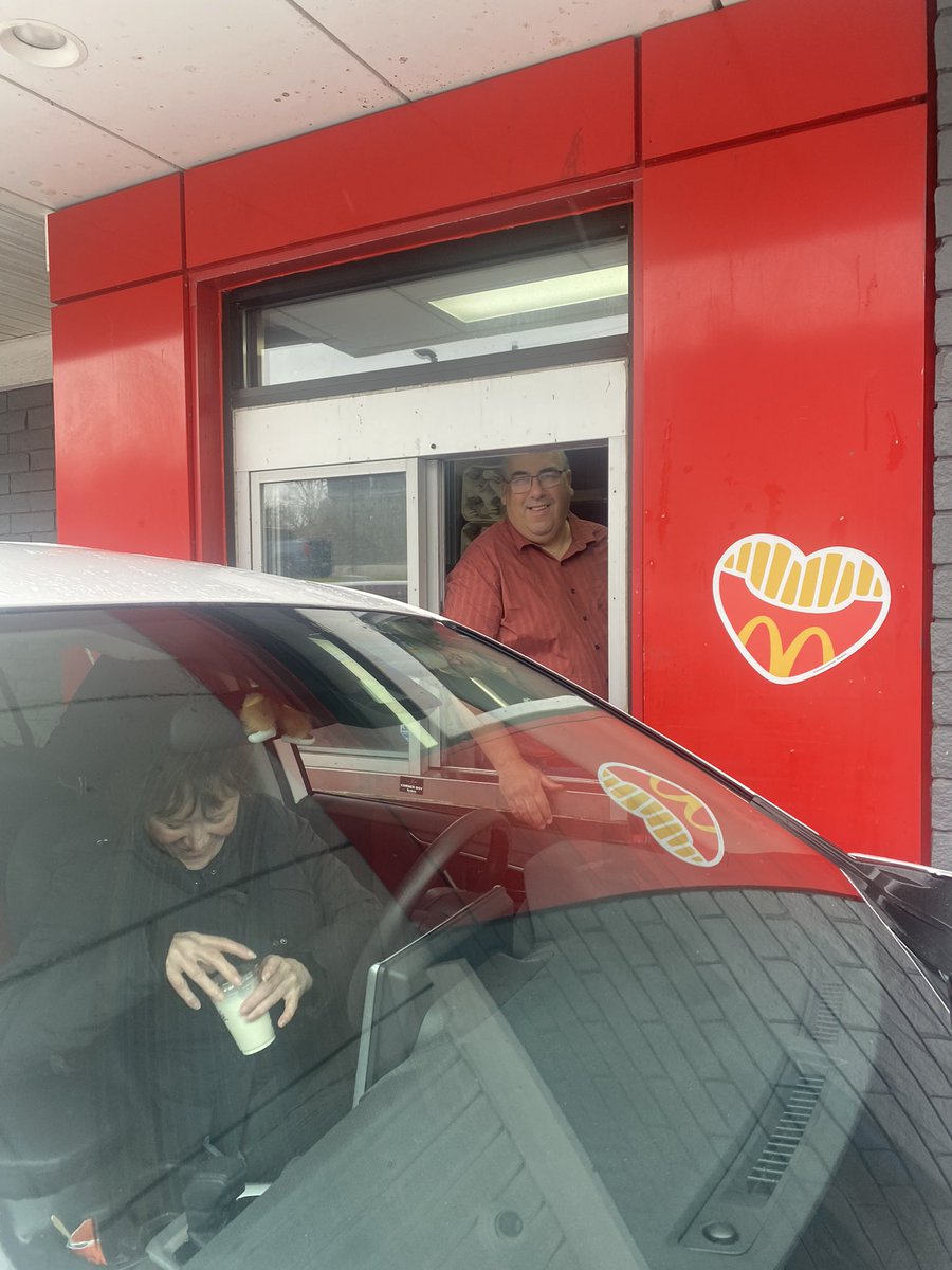 Had a great time working the Drive Thru at Mount Pearl McDonalds this morning in support of McHappy Day.
#CommunityMatters #MountPearl