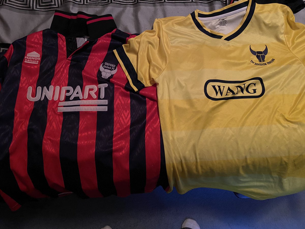 what shirt to wear today ?
#OUFC #DecisionsDecisions