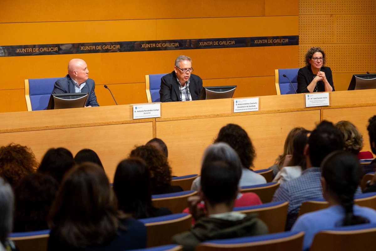 🔷 Gómez Caamaño destaca o esforzo da @Xunta para incorporar coa maior axilidade e rigor científico as novas tecnoloxías sanitarias en beneficio dos pacientes 🔗saladecomunicacion.sergas.gal/Paginas/Detall…