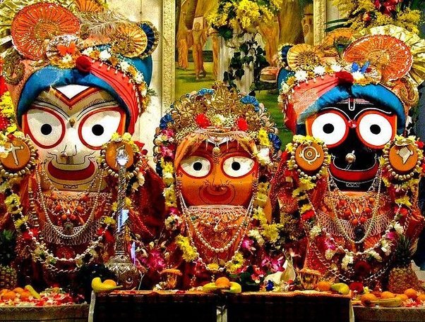 #newdaynewchapter Odisha is the land of Lord Jagannath. People in this state treat him as the eldest member of the family. Lord Jagannath known as “Lord of Universe” “dukhi ranki nkara sathi” (Known as God of poor). One of the four dhamas 4 most sacred pilgrimage places of Hindus