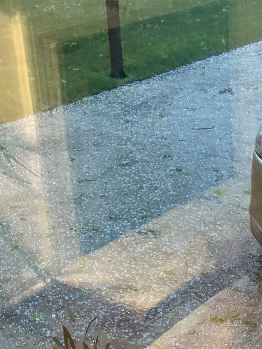 samiamdunn's tweet photo. @KSHB41 PV, KS 😬 https://t.co/gf819cepV1