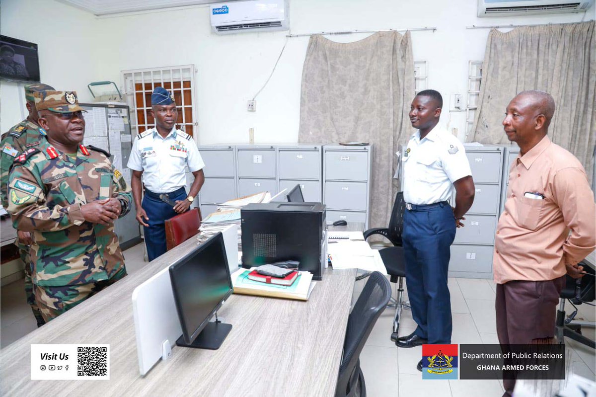 The Chief of the Defence Staff (CDS), Lieutenant General (Lt Gen) Thomas Oppong-Peprah has visited several Departments within the General Headquarters (GHQ) on Tuesday 7 May, 2024 in Burma Camp. gafonline.mil.gh/news/cds-visit…