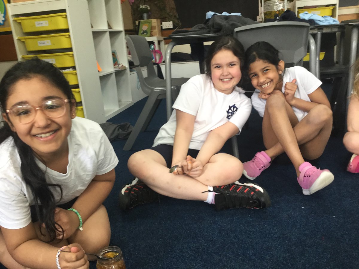 5RP St Catherine’s tweet media