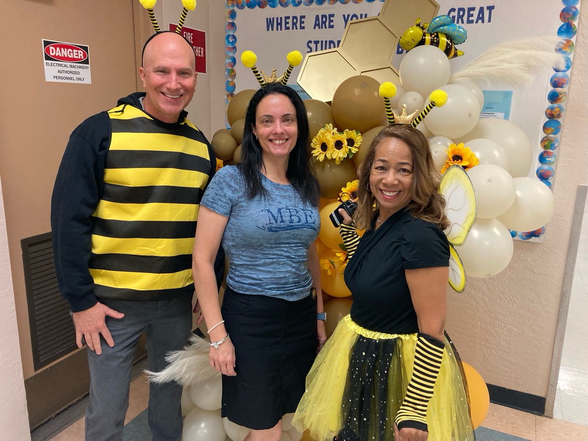 Bee on time and Bee your best! ⁦<a href="/ManateeBayElem/">Manatee Bay Elem</a>⁩