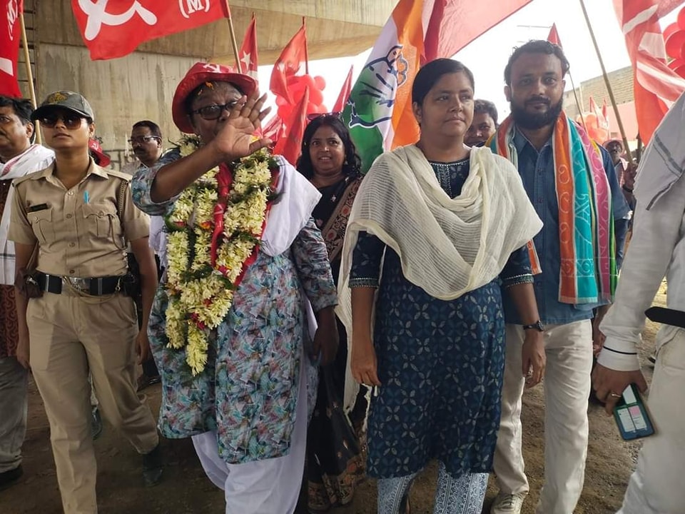 West Bengal: Here are glimpses of the campaign activities of CPI(M) candidates Comrade Jahanara Khan, contesting from the Asansol Lok Sabha seat, and Comrade Sonamani Murmu (Tutu), from the Jhargram LS seat.