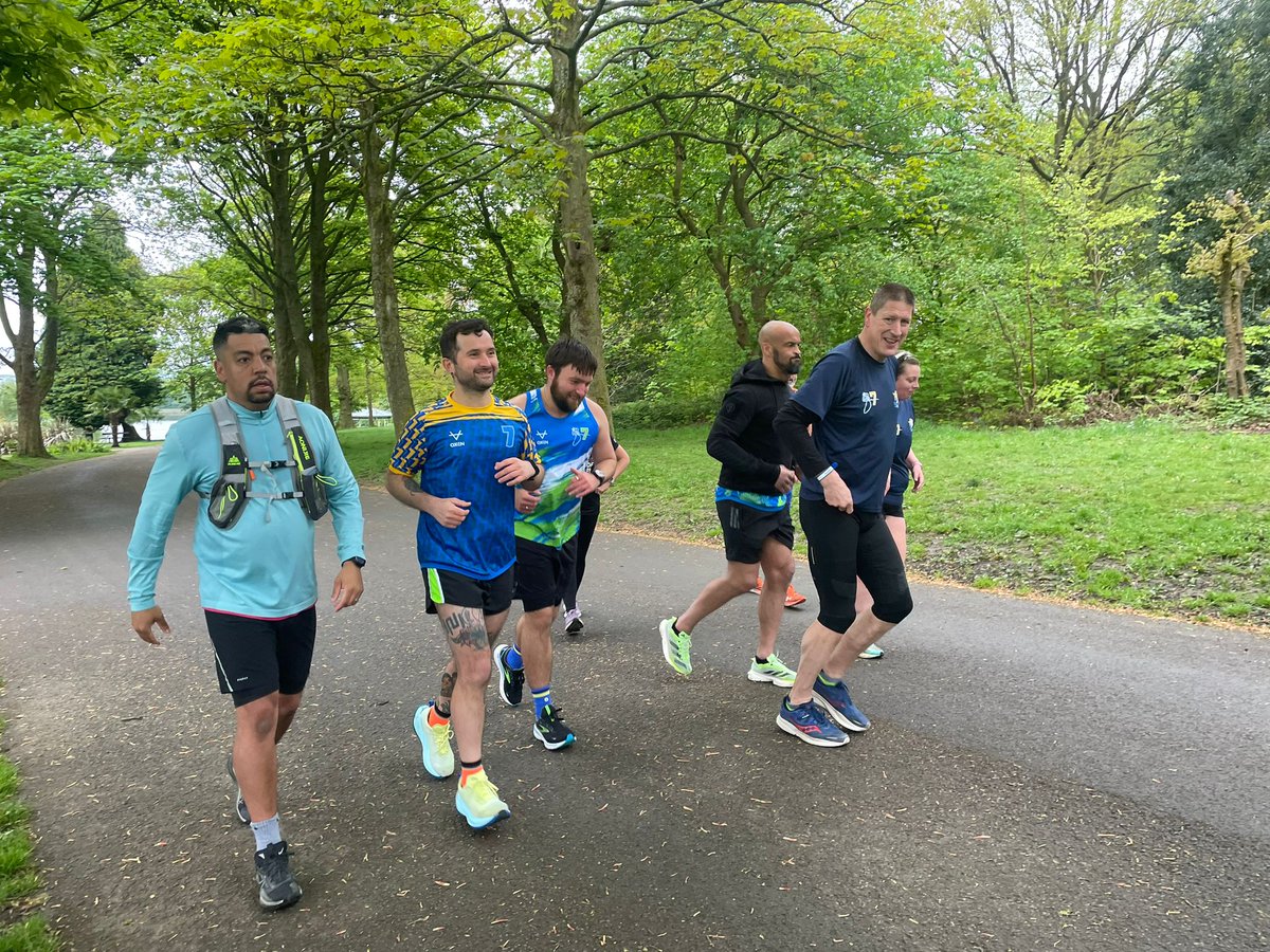 𝗜𝘁'𝘀 𝘁𝗵𝗲 𝗳𝗶𝗻𝗮𝗹 𝗰𝗼𝘂𝗻𝘁𝗱𝗼𝘄𝗻🏁 Looking to get those last steps in before the @Rob7Burrow Leeds Marathon this Sunday?🏃‍♂️ Don't forget that tonight is our weekly run club, in partnership with @FordyRunsRC! ⏰6:30-8pm 📍AMT Headingley BOOK👉 bit.ly/3SToTQ3