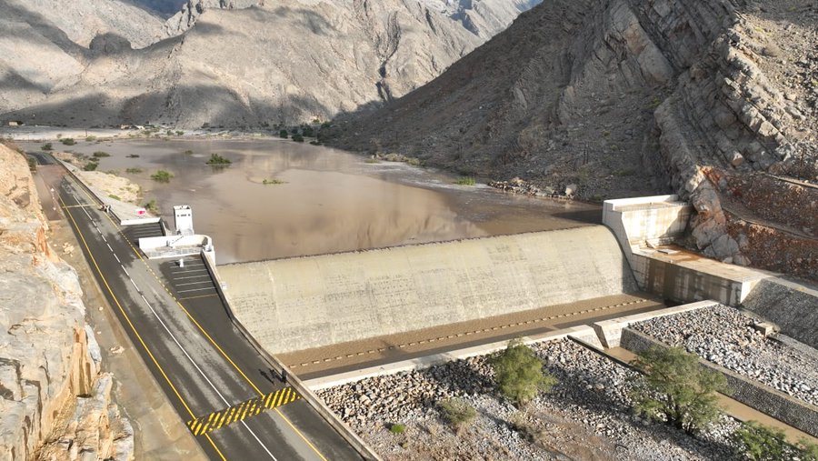 The Ministry of Agricultural Wealth, Fisheries, and Water Resources in Oman is intensifying its efforts to oversee the safety and efficiency of dams across the country.

@MAFWR_OM 

Read full article here : tinyurl.com/n7u6r6nd