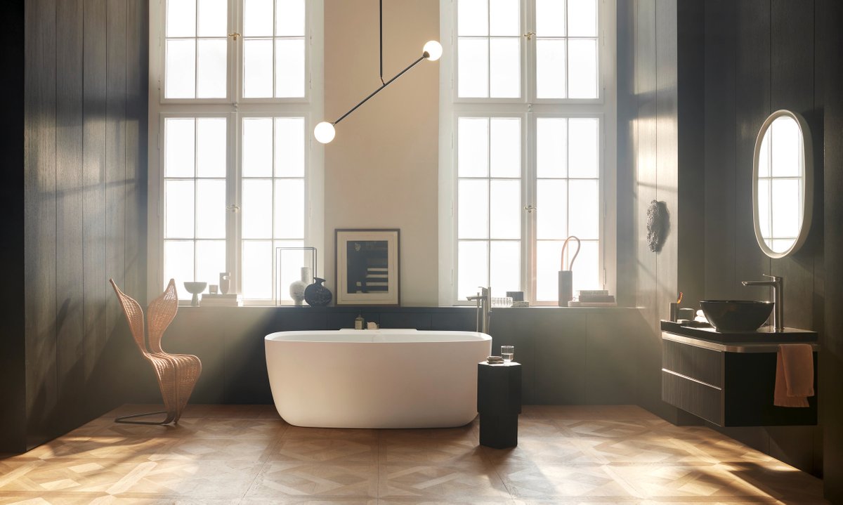 In architecture, the Golden Ratio is regarded as a formula for aesthetic harmony. For Designer and Architect Antonio Citterio, it was a source of inspiration: In his bathroom design for <a href="/Duravit/">Duravit</a> with its perfectly balanced proportions.

Learn more: ow.ly/Zv6C30sBTUR