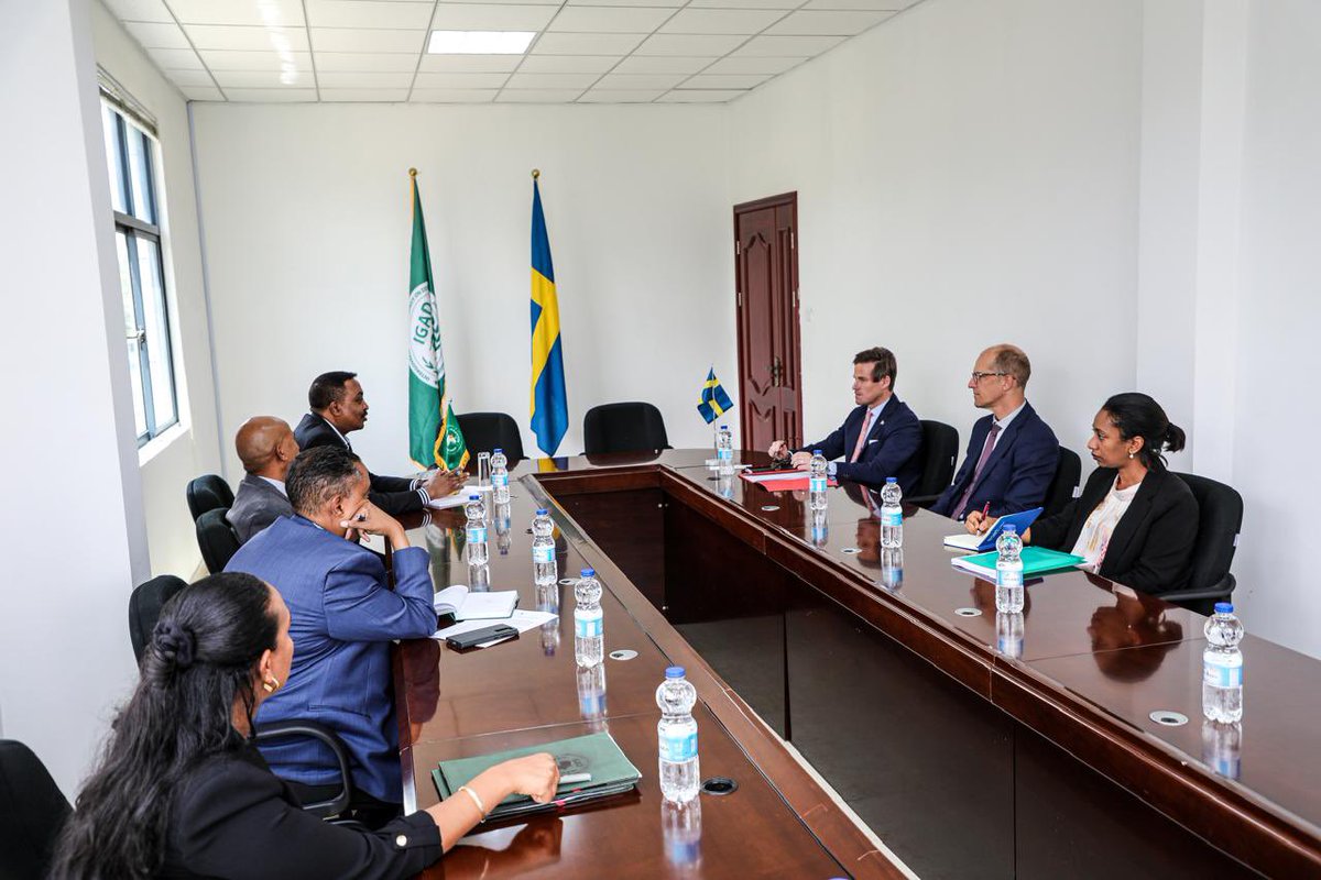 Signed a grant agreement with the Government of Sweden, represented by the Ambassador of Sweden to Ethiopia, and Djibouti, accredited to IGAD, H.E @HLundquist. This partnership reaffirms our unwavering commitment to safeguarding and offering comprehensive solutions for forcibly