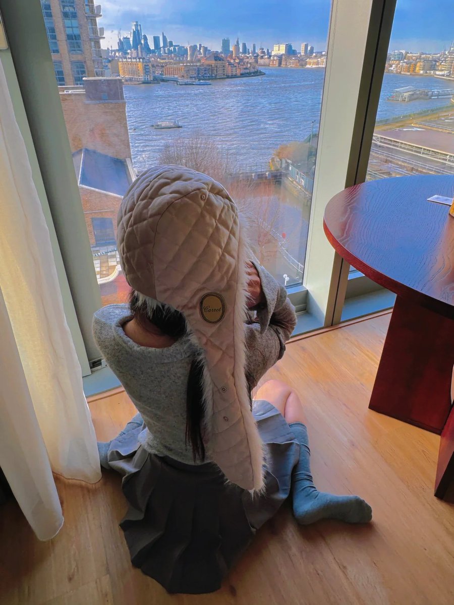 This bunny hat brings a whole new level of cute to my day! 🐰🫧