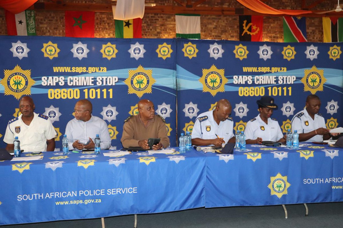 #sapsGP [HAPPENING TODAY] PC, Lt Gen Mthombeni is conducting a District Tour in Tshwane, at the Elim Full Gospel Church in Hatfield, Pretoria. The purpose of the tour is to formally introduce Gauteng Provincial Commissioner, Lt Gen Mthombeni, to the Tshwane District members, to