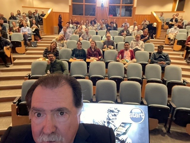 Dr. Eric Glassy, ABPath Trustee, recently visited the University of Pennsylvania Department of Pathology and Laboratory Medicine for Grand Rounds to share ABPath updates and initiatives. The day was topped off with a great discussion with Chief Residents. 🔬 @PennPathLabMed