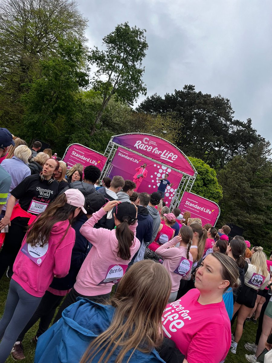 CONGRATULATIONS to our Domestic Supervisor Sarah Peters on smashing the 5k Cancer Research UK Race for Life in just 43 minutes! Sarah also raised an amazing £130 in sponsorship, great job 🩷👏🏼🏃🏻‍♀️‍➡️ 
#showingsupport #cancerawareness #togetherwecanmakeadifference