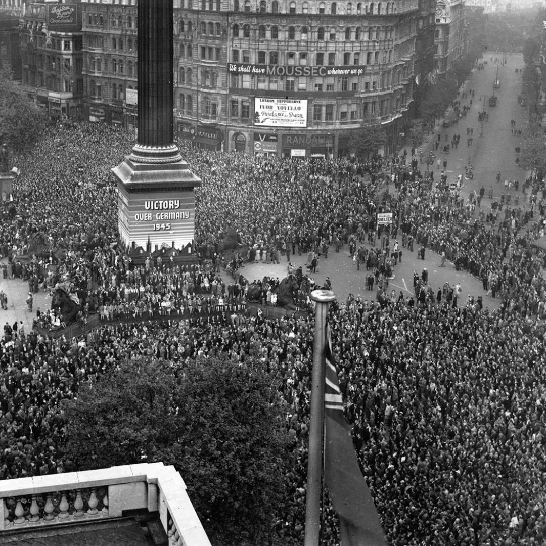 As we commemorate the 79th anniversary of V-E Day, we remember the critical role played by our Marines in achieving peace on the European front. 🇺🇸 Semper Fidelis.

#VEDay #MarineCorps #WWII #History #HonorThem #Honor #Courage #Commitment

(Photo Credit: Getty Images; May 1945)