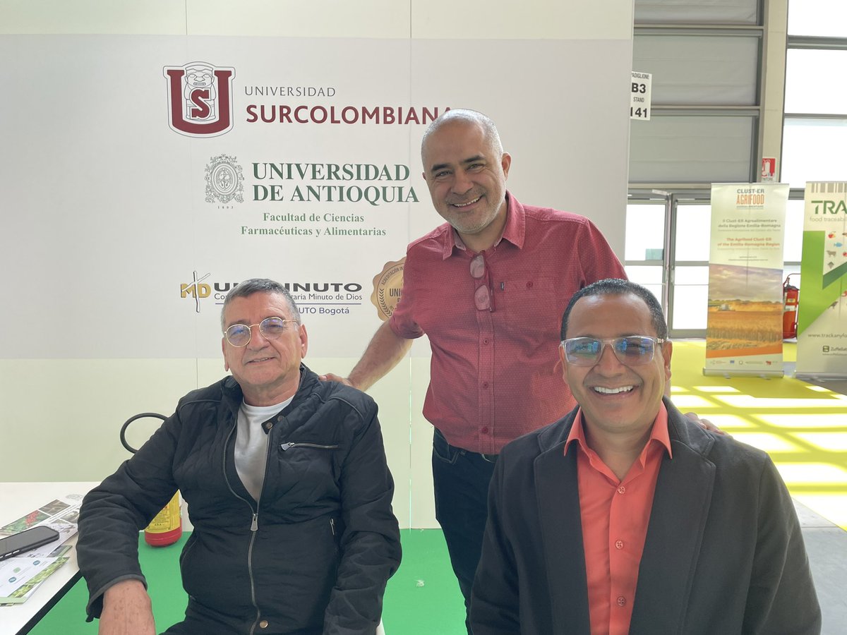 AicsBogota's tweet photo. 🍋 Hoy en #Macfrut2024 con el stand AICS Bogotá 🇨🇴 y el stand del Programa de Desarrollo Rural con Enfoque Territorial (DRET II). Invitamos a productores de fruta y cafe y a universidades colombianas a participar de esta feria hortofrutícola, ¡la más importante de Europa! 🇮🇹 https://t.co/XMwT1oVpt0