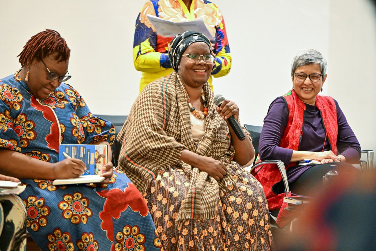 . Discussions with women's rights organizations (#WROs), on enhancing existing partnerships for greater impact. 🇰🇪 🔁We collaborate with #WROs in spearheading change & advancing #genderequality and more. 🔗 👉 africa.unwomen.org/en/where-we-ar… 🇰🇪 @vanyaradzayi @annamutavati @DanBazira1