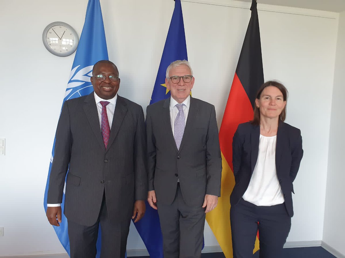 We're delighted to be part of the bilateral meeting that brought together @AmbMuchanga from @AU_ETTIM & @JochenFlasbarth, State Secretary @BMZ_Bund, to further strengthen the #cooperation between the German government & the #AfricanUnion.