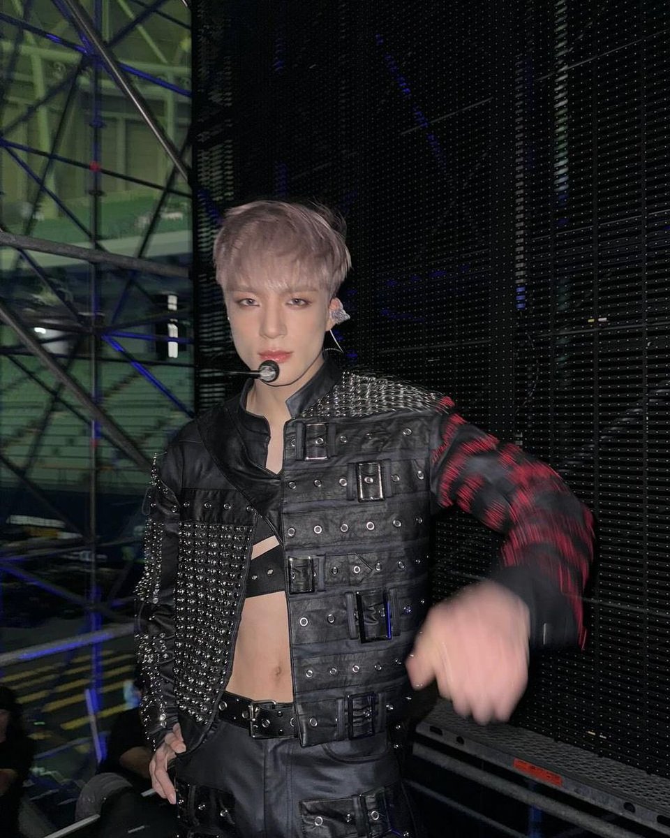 astroncd's tweet image. 😎